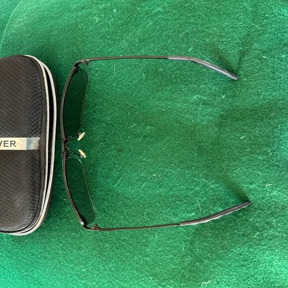 Cosver Men's Sunglasses Black Frame Zip Case UV Protection NEW - Picture 2 of 2